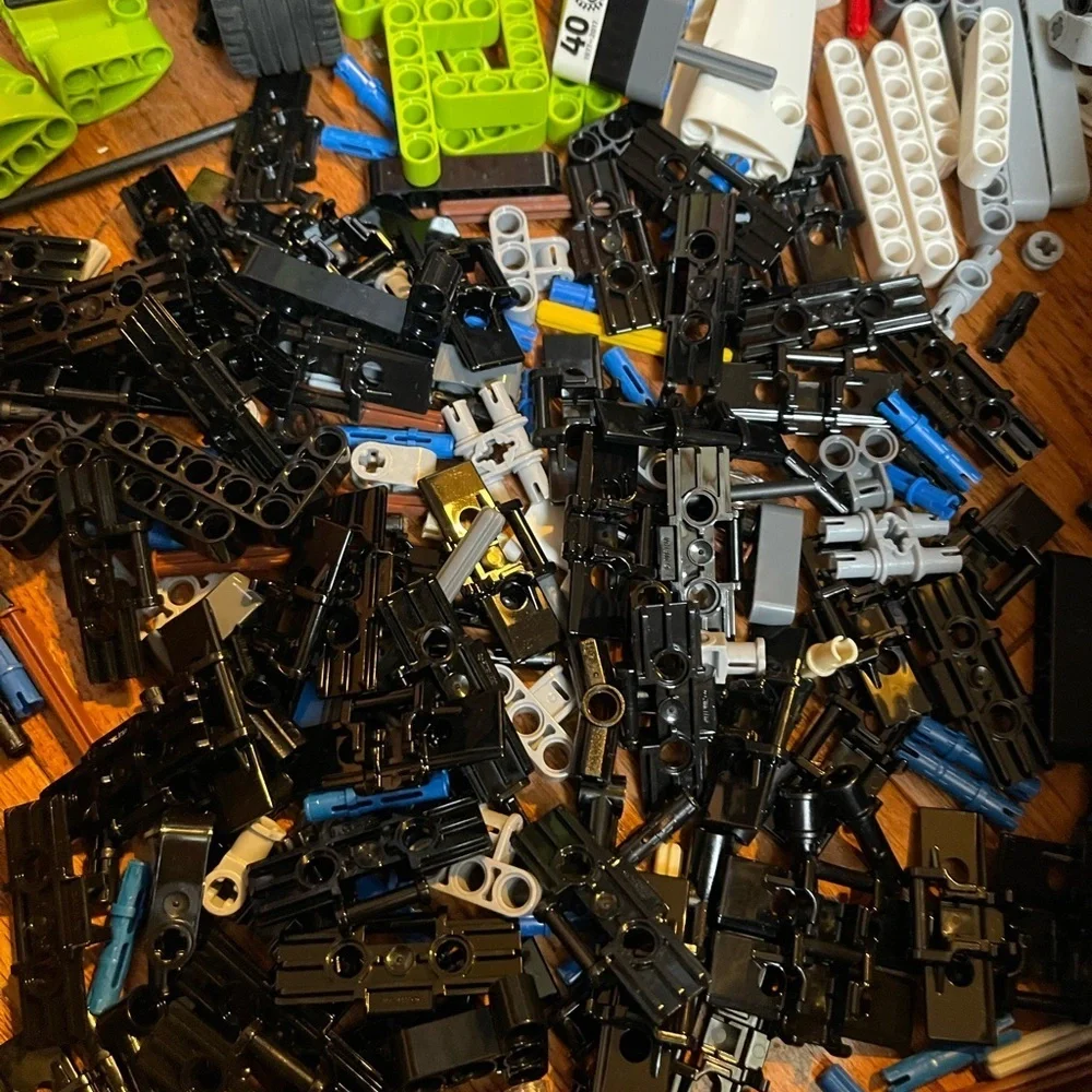 LEGO Technic Building Set - Multicolor